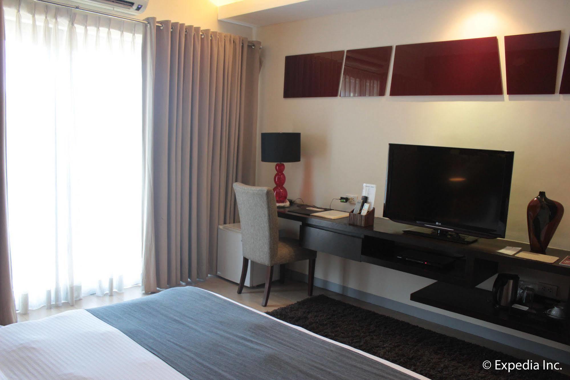 Segara Suites Olongapo Luaran gambar