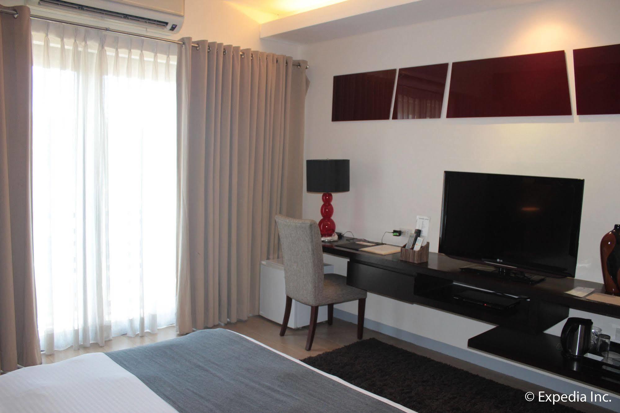 Segara Suites Olongapo Luaran gambar